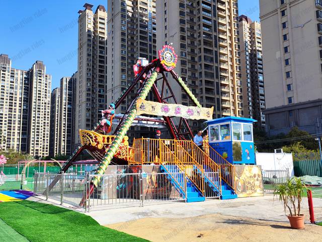 swing rides pirate ship