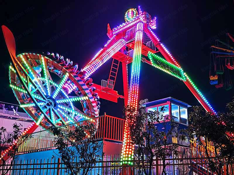 pendulum-swing-ride