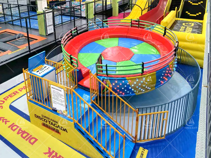 Tagada spinning ride